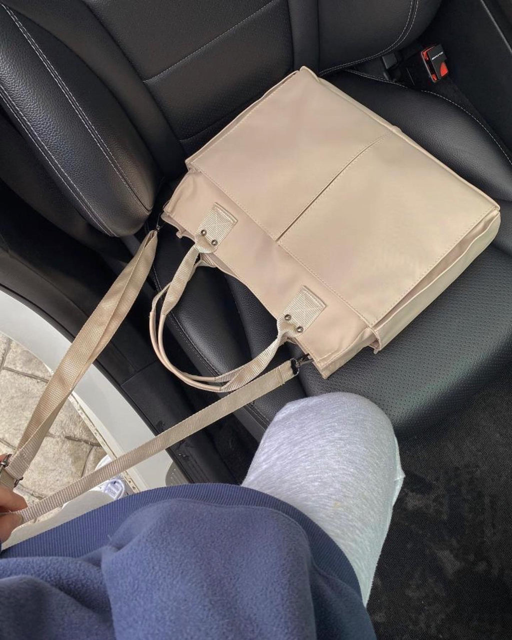 Baby B♡nd Dames Handtas – Zandkleur – Elegant & Tijdloos Design