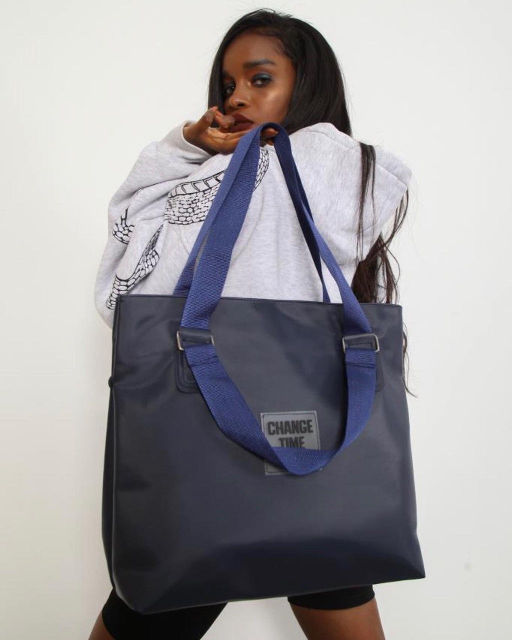 Baby B♡nd Elegante Damestas – Bruin & Donkerblauw – Vegan Leer – Ruim & Tijdloos Design