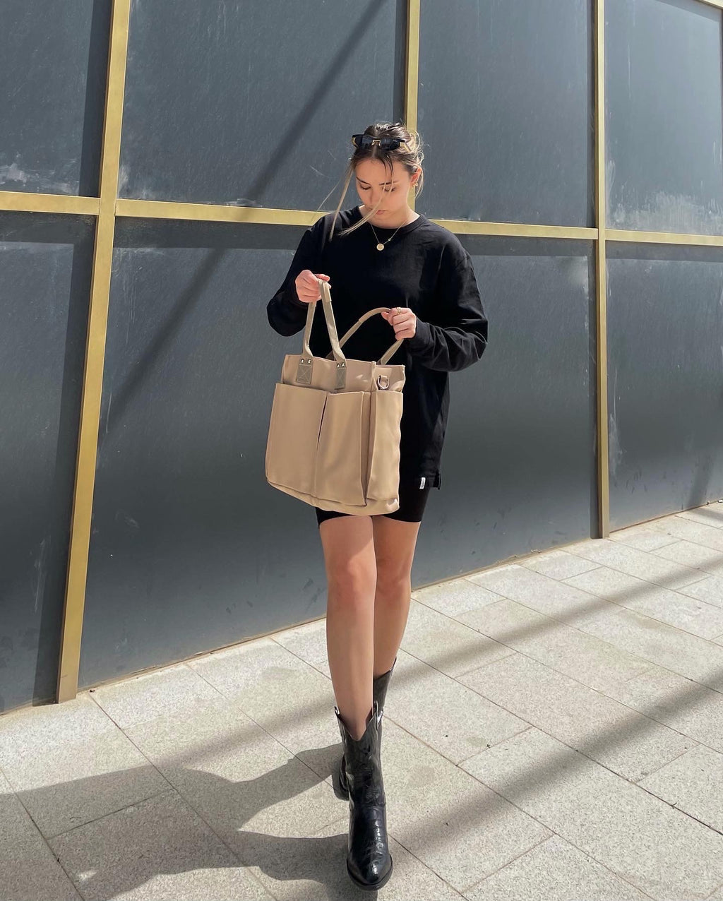 Baby B♡nd Dames Handtas – Zandkleur – Elegant & Tijdloos Design