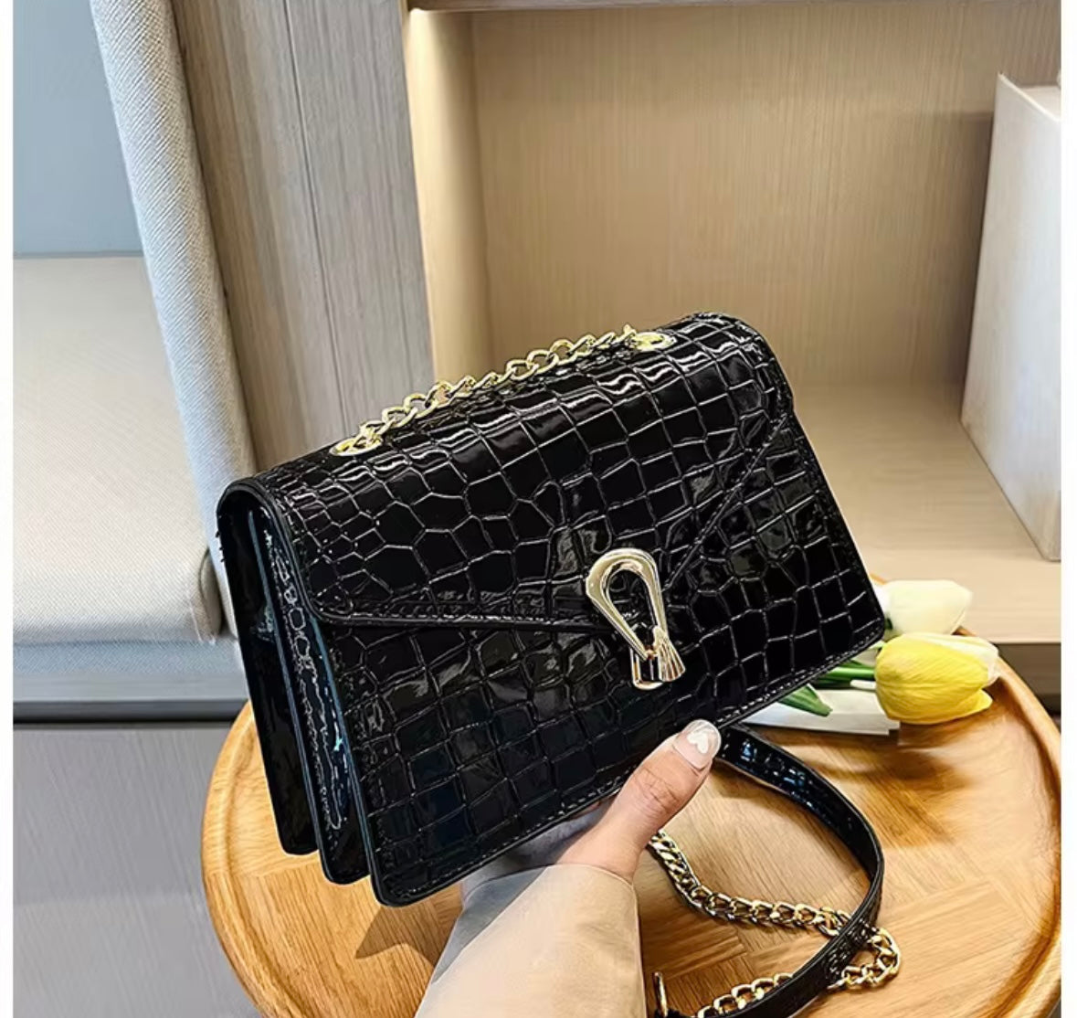 Luxe Croco Schoudertas met Gouden Sluiting – Premium Crossbody