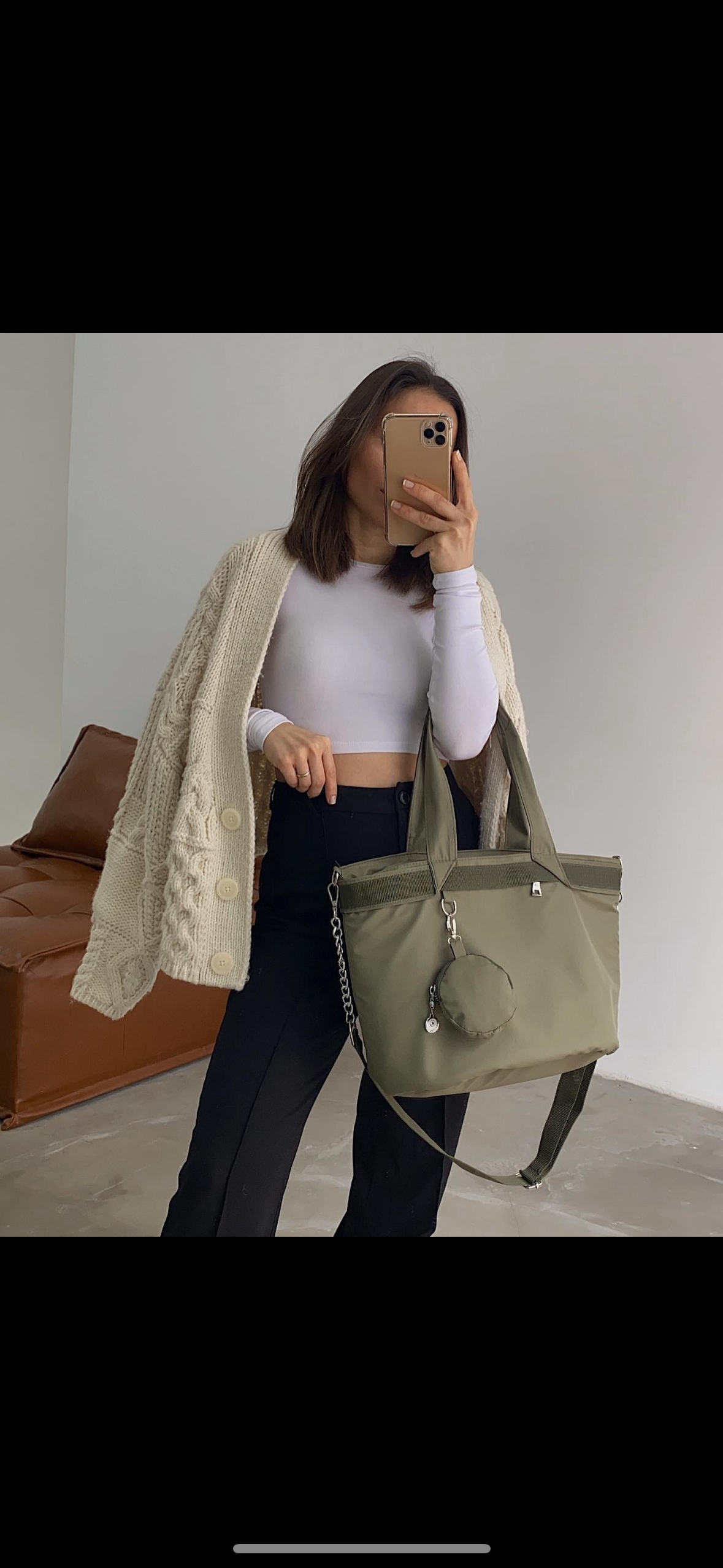 Luxe Nylon Tote Bag met Afneembaar Rond Etui – Zand & Olijfgroen