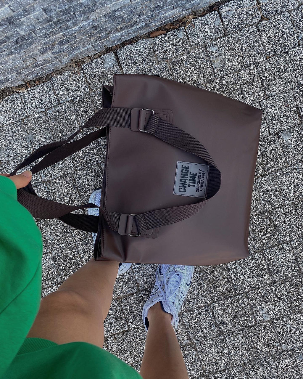 Baby B♡nd Elegante Damestas – Bruin & Donkerblauw – Vegan Leer – Ruim & Tijdloos Design