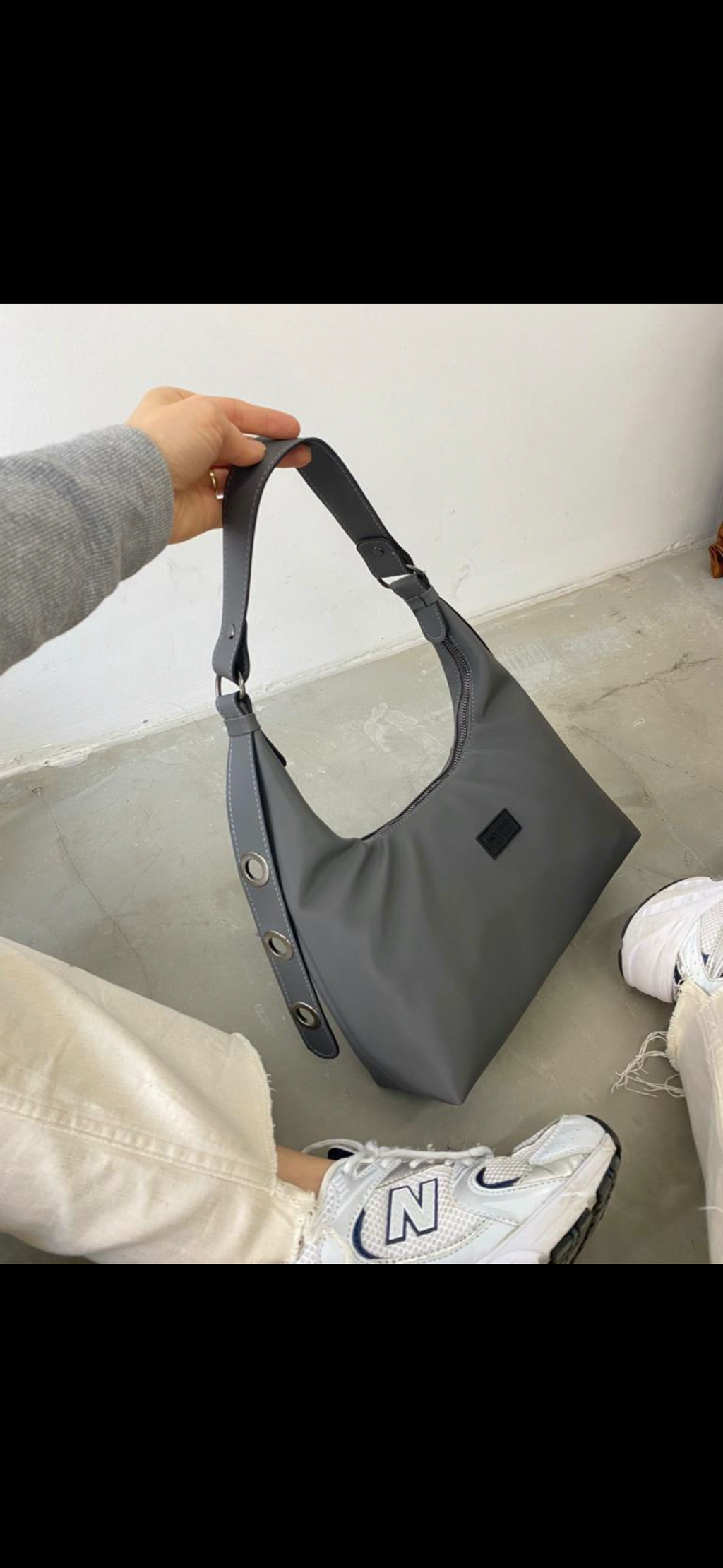 Tony York – Luxe Zwarte Hobo Schoudertas – Dames Handtas met Verstelbare Band – Minimalistisch & Elegant Design